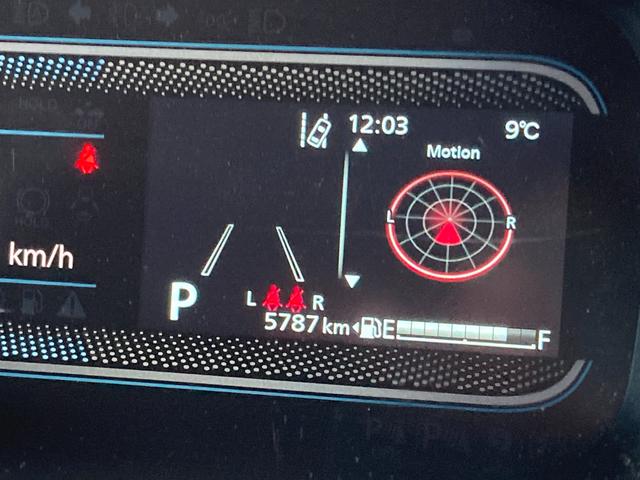 スペーシア ※ブラックフライデー※ＨＹＢＲＩＤ　Ｘ　４ＷＤ　全方位カメラ付９インチナビ付　別途当社パックでさらに快適に　スチールホイール　ＬＥＤヘッドランプ　ＳＲＳエアバック　オートライト　イモビライザー　キーレスプッシュ　衝突被害軽減、後退時ブレーキサポート（23枚目）