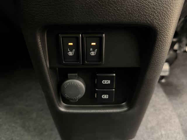 ハスラー ＨＹＢＲＩＤ　Ｘ　３型　全方位カメラ付９インチナビ！　当社パックで快適に！　アルミホイール　ＬＥＤヘッドランプ　ＬＥＤフォグランプ　ＳＲＳエアバック　オートライト　イモビライザー　プッシュスタート　シートヒーター　衝突被害軽減ブレーキ（18枚目）