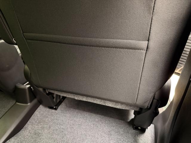 ハスラー ＨＹＢＲＩＤ　Ｘ　３型　全方位カメラ付９インチナビ！　当社パックで快適に！　アルミホイール　ＬＥＤヘッドランプ　ＬＥＤフォグランプ　ＳＲＳエアバック　オートライト　イモビライザー　プッシュスタート　シートヒーター　衝突被害軽減ブレーキ（41枚目）