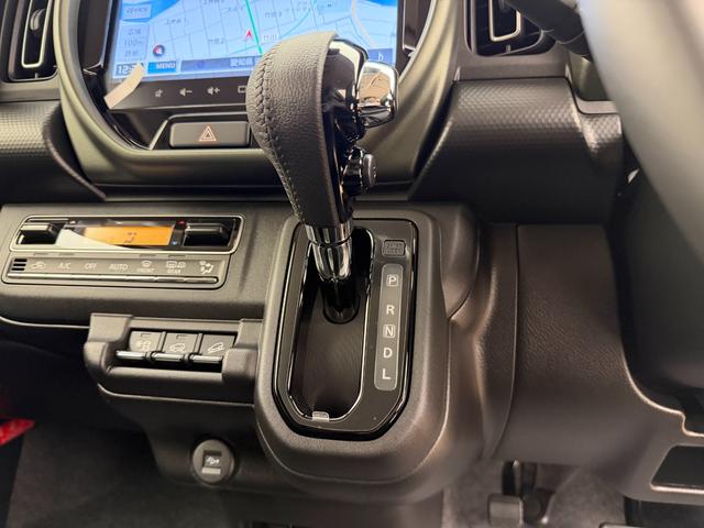 ハスラー タフワイルド 3型 4WD 全方位カメラ付9インチナビ! 当社パックで快適に! アルミホイール LEDヘッドランプ LEDフォグランプ SRSエアバック オートライト イモビライザー プッシュスタート シートヒーター 衝突被害軽減ブレーキ(29枚目)