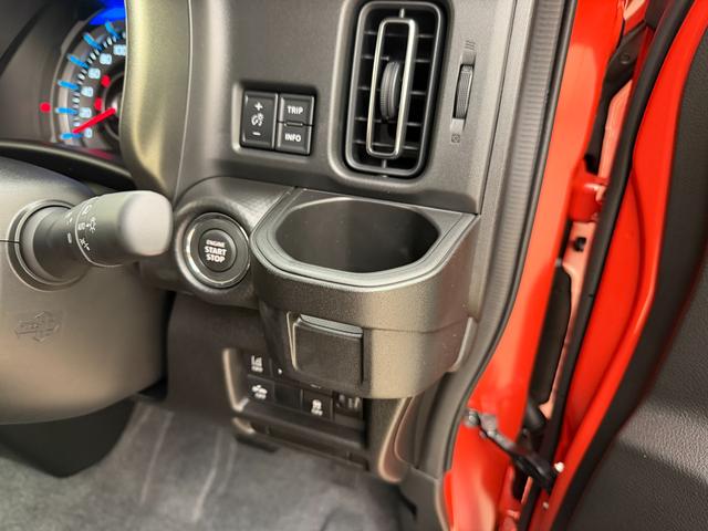 ハスラー タフワイルド 3型 4WD 全方位カメラ付9インチナビ! 当社パックで快適に! アルミホイール LEDヘッドランプ LEDフォグランプ SRSエアバック オートライト イモビライザー プッシュスタート シートヒーター 衝突被害軽減ブレーキ(34枚目)