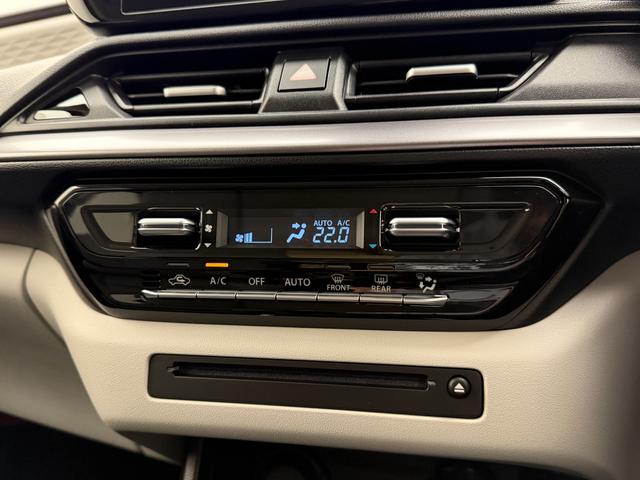 スイフト !先行初売!HYBRID MX 全方位カメラ9インチナビ 4WD 当社パックでさらに快適に! アルミホイール LEDヘッドランプ LEDフォグランプ SRSエアバック イモビライザー プッシュスタート 衝突被害軽減ブレーキ アダプティブクルーズコントロール(15枚目)