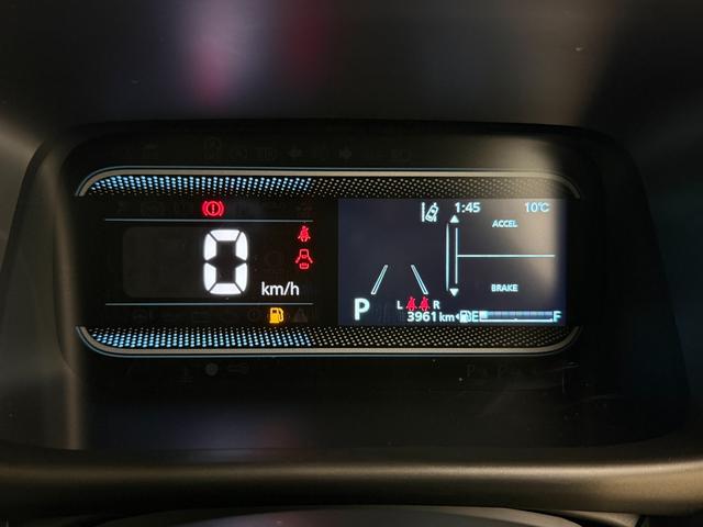 スペーシア ！先行初売！ＨＹＢＲＩＤ　Ｇ　４ＷＤ　当社パックでさらに快適　スチールホイール　ＬＥＤヘッドランプ　ＳＲＳエアバック　オートライト　イモビライザー　キーレスエントリー　シートヒーター　衝突被害軽減ブレーキ　後退時ブレーキサポート（12枚目）