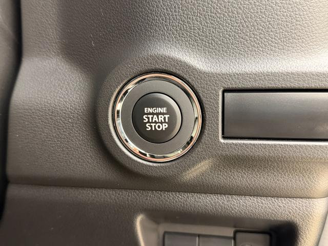 スペーシア ！先行初売！ＨＹＢＲＩＤ　Ｇ　４ＷＤ　当社パックでさらに快適　スチールホイール　ＬＥＤヘッドランプ　ＳＲＳエアバック　オートライト　イモビライザー　キーレスエントリー　シートヒーター　衝突被害軽減ブレーキ　後退時ブレーキサポート（17枚目）