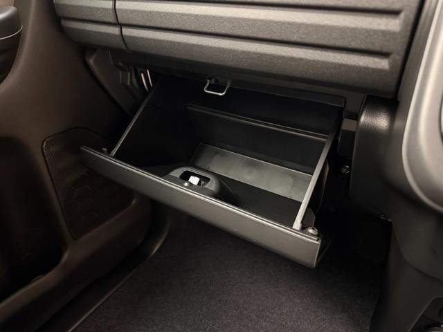 スペーシア ！先行初売！ＨＹＢＲＩＤ　Ｇ　４ＷＤ　当社パックでさらに快適　スチールホイール　ＬＥＤヘッドランプ　ＳＲＳエアバック　オートライト　イモビライザー　キーレスエントリー　シートヒーター　衝突被害軽減ブレーキ　後退時ブレーキサポート（30枚目）