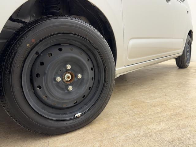 アルト !先行初売! L 2型 4WD ディスプレイオーディオ 当社パックでさらに快適に スチールホイール ハロゲンヘッドランプ SRSエアバック オートライト イモビライザー キーレスエントリー シートヒーター 衝突被害軽減ブレーキ 後退時ブレーキサポート(8枚目)