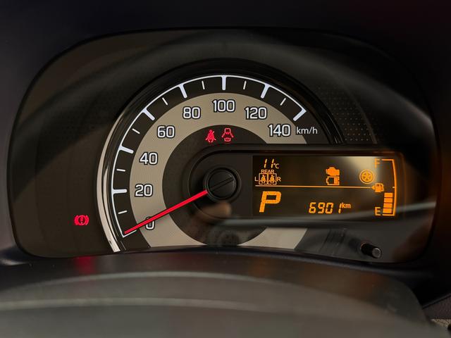 アルト !先行初売! L 2型 4WD ディスプレイオーディオ 当社パックでさらに快適に スチールホイール ハロゲンヘッドランプ SRSエアバック オートライト イモビライザー キーレスエントリー シートヒーター 衝突被害軽減ブレーキ 後退時ブレーキサポート(12枚目)