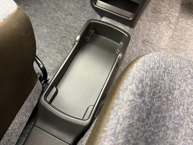 アルト !先行初売! L 2型 4WD ディスプレイオーディオ 当社パックでさらに快適に スチールホイール ハロゲンヘッドランプ SRSエアバック オートライト イモビライザー キーレスエントリー シートヒーター 衝突被害軽減ブレーキ 後退時ブレーキサポート(31枚目)