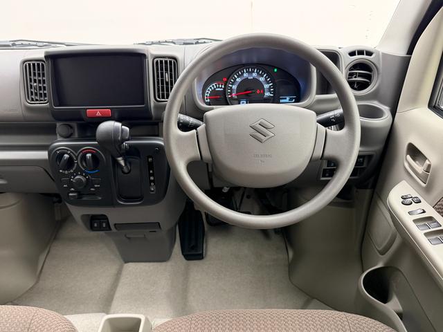 エブリイ ！先行初売！ＪＯＩＮターボ　６型　ＣＶＴ　パートタイム４ＷＤ　別途当社パックでさらに快適に！　スチールホイール　ＬＥＤヘッドライト　ＳＲＳエアバック　オートライト　イモビライザー　プッシュスタート　シートヒーター　衝突被害軽減ブレーキ　後退時ブレーキサポート（11枚目）