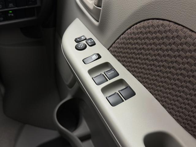 エブリイ ！先行初売！ＪＯＩＮターボ　６型　ＣＶＴ　パートタイム４ＷＤ　別途当社パックでさらに快適に！　スチールホイール　ＬＥＤヘッドライト　ＳＲＳエアバック　オートライト　イモビライザー　プッシュスタート　シートヒーター　衝突被害軽減ブレーキ　後退時ブレーキサポート（18枚目）