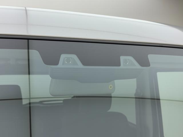 エブリイ ！先行初売！ＪＯＩＮターボ　６型　ＣＶＴ　パートタイム４ＷＤ　別途当社パックでさらに快適に！　スチールホイール　ＬＥＤヘッドライト　ＳＲＳエアバック　オートライト　イモビライザー　プッシュスタート　シートヒーター　衝突被害軽減ブレーキ　後退時ブレーキサポート（19枚目）