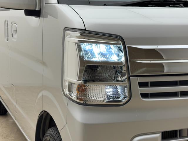 エブリイ ！先行初売！ＪＯＩＮターボ　６型　ＣＶＴ　パートタイム４ＷＤ　別途当社パックでさらに快適に！　スチールホイール　ＬＥＤヘッドライト　ＳＲＳエアバック　オートライト　イモビライザー　プッシュスタート　シートヒーター　衝突被害軽減ブレーキ　後退時ブレーキサポート（40枚目）