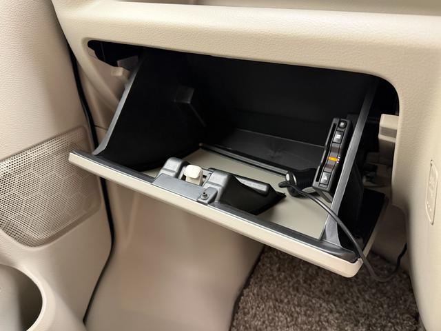 エブリイワゴン !先行初売!PZターボ ハイルーフ 3型 4AT 別途当社パックでさらに快適に! アルミホイール LEDヘッドライト SRSエアバック オートライト イモビライザー プッシュスタート シートヒーター 衝突被害軽減ブレーキ 後退時ブレーキサポート(33枚目)