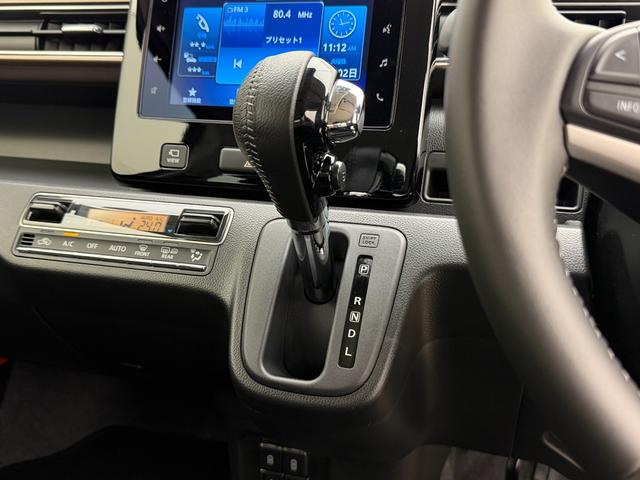 ワゴンＲ ！初売！　カスタムＺ　ＨＹＢＲＩＤ　ＺＸ　３型　４ＷＤ　全方位カメラ付ディスプレイオーディオ　別途当社パックでさらに快適に　アルミホイール　ＬＥＤヘッドランプ　ＬＥＤフォグランプ　ＳＲＳエアバック　オートライト　シートヒーター　衝突被害軽減ブレーキ（28枚目）