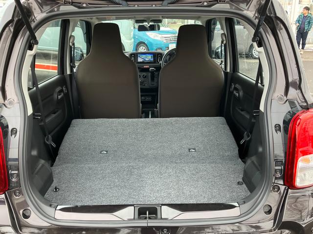 アルト ！初売！　【アウトレット】　４ＷＤ　ＨＹＢＲＩＤ　Ｓ　ナビ付！　別途当社パックでさらに快適に　スチールホイール（夏タイヤ）　ハロゲンヘッドランプ　ＳＲＳエアバック　オートライト　イモビライザー　シートヒーター　衝突被害軽減ブレーキ　後退時ブレーキサポート（19枚目）