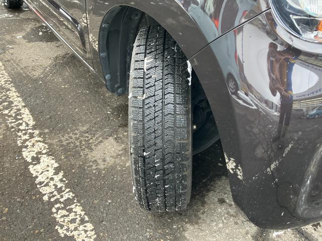 アルト ！初売！　【アウトレット】　４ＷＤ　ＨＹＢＲＩＤ　Ｓ　ナビ付！　別途当社パックでさらに快適に　スチールホイール（夏タイヤ）　ハロゲンヘッドランプ　ＳＲＳエアバック　オートライト　イモビライザー　シートヒーター　衝突被害軽減ブレーキ　後退時ブレーキサポート（21枚目）