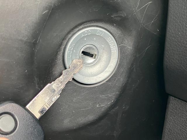 アルト ！初売！　【アウトレット】　４ＷＤ　ＨＹＢＲＩＤ　Ｓ　ナビ付！　別途当社パックでさらに快適に　スチールホイール（夏タイヤ）　ハロゲンヘッドランプ　ＳＲＳエアバック　オートライト　イモビライザー　シートヒーター　衝突被害軽減ブレーキ　後退時ブレーキサポート（27枚目）