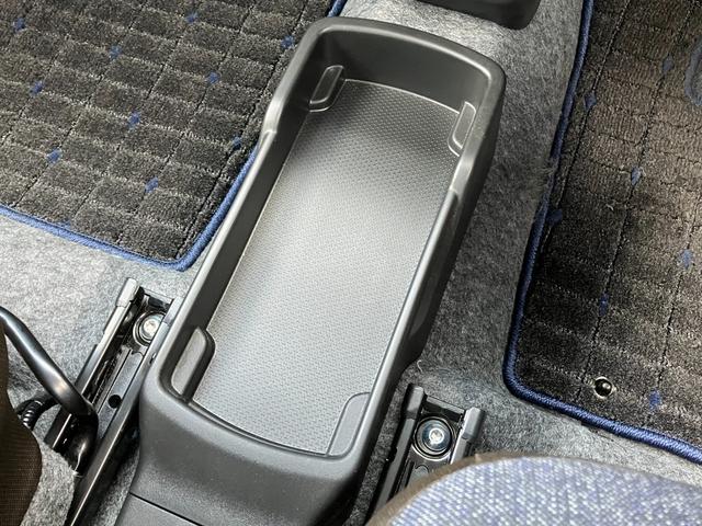 アルト ！初売！　【アウトレット】　４ＷＤ　ＨＹＢＲＩＤ　Ｓ　ナビ付！　別途当社パックでさらに快適に　スチールホイール（夏タイヤ）　ハロゲンヘッドランプ　ＳＲＳエアバック　オートライト　イモビライザー　シートヒーター　衝突被害軽減ブレーキ　後退時ブレーキサポート（36枚目）