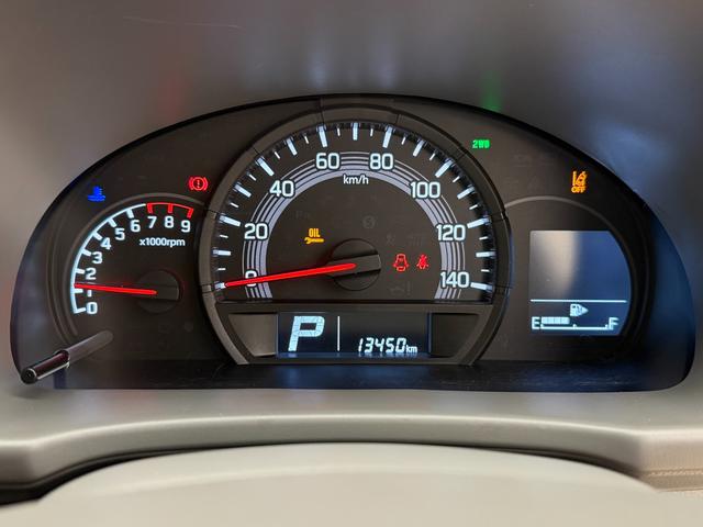 エブリイ ！初売！ＪＯＩＮターボ　６型　４ＷＤ　別途当社パックでさらに快適に　スチールホイール　ＬＥＤヘッドランプ　ＳＲＳエアバック　オートライト　シートヒーター　突被害軽減ブレーキ　後退時ブレーキサポート（12枚目）