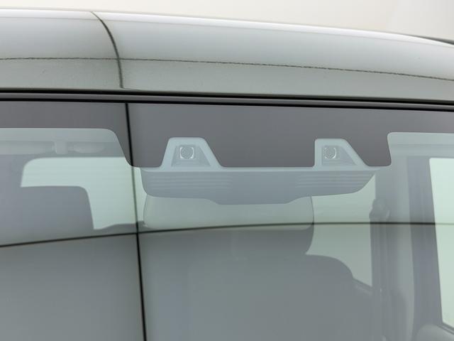 エブリイ ！初売！ＪＯＩＮターボ　６型　４ＷＤ　別途当社パックでさらに快適に　スチールホイール　ＬＥＤヘッドランプ　ＳＲＳエアバック　オートライト　シートヒーター　突被害軽減ブレーキ　後退時ブレーキサポート（19枚目）