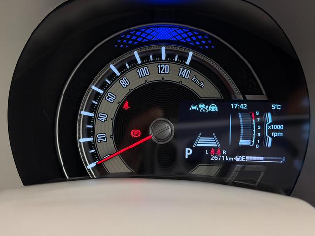 ワゴンＲスマイル ！初売！　ＨＹＢＲＩＤ　Ｓ　３型　４ＷＤ　全方位カメラ付９インチナビ　別途当社パックでさらに快適に　スチールホイール　ＬＥＤヘッドランプ　ＳＲＳエアバック　オートライト　シートヒーター　ア　衝突被害軽減ブレーキ　後退時ブレーキサポート（12枚目）