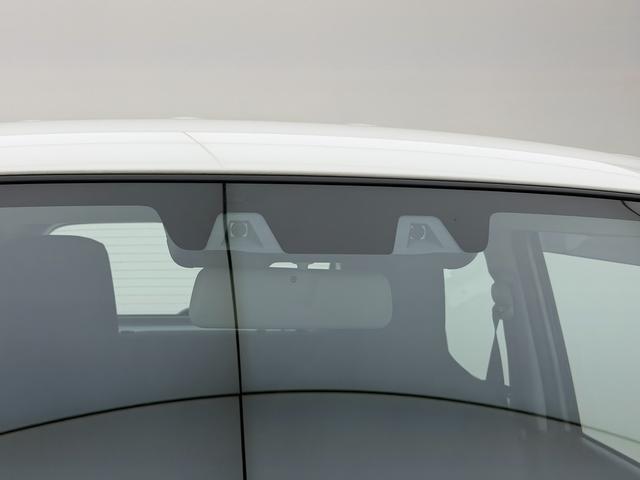 アルト ！初売！ＨＹＢＲＩＤ　Ｓ　２型　４ＷＤ　当社パックで快適に　スチールホイール　ハロゲンヘッドランプ　ＳＲＳエアバック　オートライト　イモビライザー　キーレスプッシュ　シートヒーター　衝突被害軽減ブレーキ　後退時ブレーキサポート（17枚目）