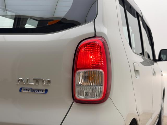 アルト ！初売！ＨＹＢＲＩＤ　Ｓ　２型　４ＷＤ　当社パックで快適に　スチールホイール　ハロゲンヘッドランプ　ＳＲＳエアバック　オートライト　イモビライザー　キーレスプッシュ　シートヒーター　衝突被害軽減ブレーキ　後退時ブレーキサポート（38枚目）