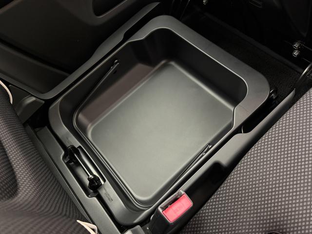 ハスラー ！初売！【アウトレット】Ｘターボ　４ＷＤ　純正ナビ、カメラ付　アルミホイール　ＬＥＤヘッドランプ　ハロゲンフォグランプ　ＳＲＳエアバック　オートライト　イモビライザー　キーレスプッシュ　シートヒーター　衝突被害軽減ブレーキ　後退時ブレーキサポート（35枚目）