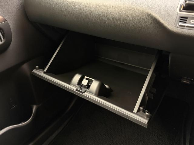 ワゴンＲカスタムＺ ！初売！ＨＹＢＲＩＤ　ＺＸ　４型　４ＷＤ　当社パックで快適に　アルミホイール　ＬＥＤヘッドランプ　ＬＥＤフォグランプ　ＳＲＳエアバック　オートライト　イモビライザー　キーレスプッシュ　シートヒーター　衝突被害軽減ブレーキ　後退時ブレーキサポート（30枚目）