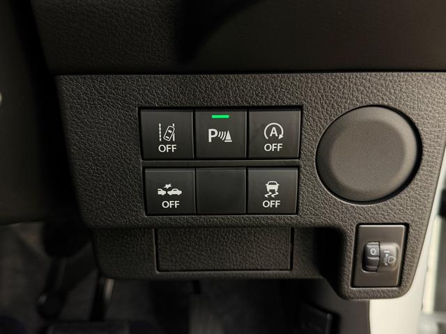 アルト ！初売！Ａ　２型　４ＷＤ　当社パックで快適に！　スチールホイール　ハロゲンヘッドランプ　ＳＲＳエアバック　オートライト　イモビライザー　キーレスエントリー　シートヒーター　衝突被害軽減ブレーキ　後退時ブレーキサポート（15枚目）