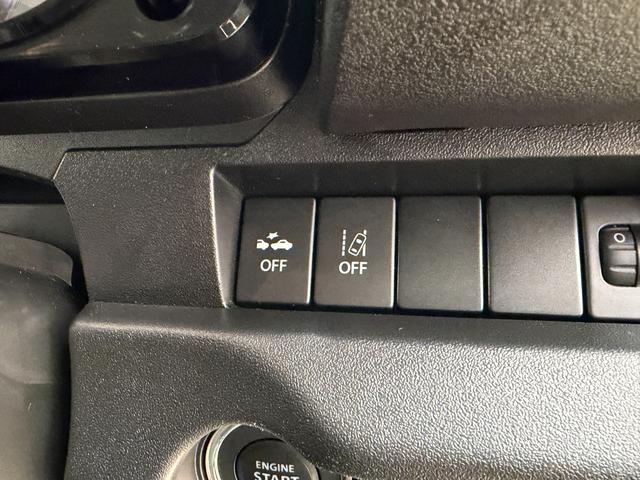 �y�Ԑ���E�x��@�\�z�u�U�[���ƃ��[�^�[�\���ŎԐ�����̂͂ݏo�����x�񂵂܂��B���̎Ԑ��ɖ߂��@�\�ł͂Ȃ����߁A�x���͂����g�ŃX�e�A�����O�𑀍삵�ĉ������B