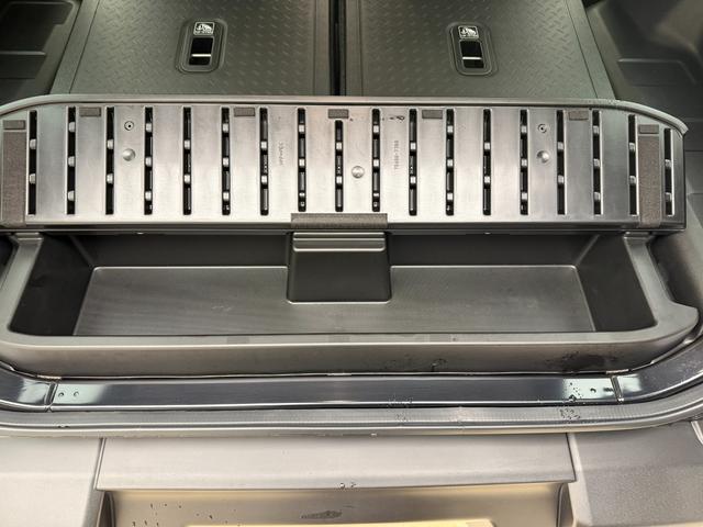 ���Ђ̓X�Y�L������ЂP�O�O���o���̒��c�㗝�X�i���K�X�Y�L�f�B�[���[�j�ł��B���Ђ̃��b�g�[�́A�u�����v�A�u�e�g�v�A�u�^���v�ŁA���q�l�̖L���ȃJ�[���C�t���������邽�߂̂���`���������Ă��������܂��B