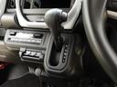 ご納車前にはプロの整備士が点検を行い、交換の必要がある部品は交換してからご納車いたします。また、その後の点検・整備・車検等も当社にお任せください。