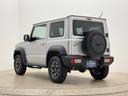 ジムニーシエラ JC パートタイム4WD 別途当社パックでさらに快適に! アルミホイール LEDヘッドランプ ハロゲンフォグランプ SRSエアバック オートライト イモビライザー シートヒーター 衝突被害軽減ブレーキ(4枚目)