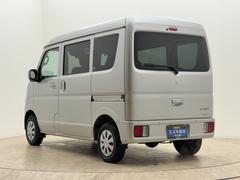 ���Ҥϥ�����������ң�������л��ľ������Ź�������������ǥ����顼�ˤǤ������ҤΥ�åȡ��ϡ������¡ס��ֿƿȡס��ֿ����פǡ������ͤ�˭���ʥ����饤�դ�¸����뤿��Τ��������򤵤��Ƥ��������ޤ��� 4