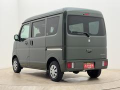 ���Ҥϥ�����������ң�������л��ľ������Ź�������������ǥ����顼�ˤǤ������ҤΥ�åȡ��ϡ������¡ס��ֿƿȡס��ֿ����פǡ������ͤ�˭���ʥ����饤�դ�¸����뤿��Τ��������򤵤��Ƥ��������ޤ��� 4