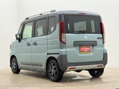 ���Ҥϥ�����������ң�������л��ľ������Ź�������������ǥ����顼�ˤǤ������ҤΥ�åȡ��ϡ������¡ס��ֿƿȡס��ֿ����פǡ������ͤ�˭���ʥ����饤�դ�¸����뤿��Τ��������򤵤��Ƥ��������ޤ��� 4