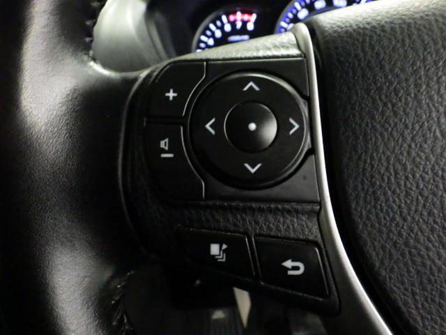 エスクァイア Ｇｉ　４ＷＤ　フルセグ　メモリーナビ　バックカメラ　ＥＴＣ　両側電動スライド　ＬＥＤヘッドランプ　乗車定員７人　３列シート　アイドリングストップ（9枚目）