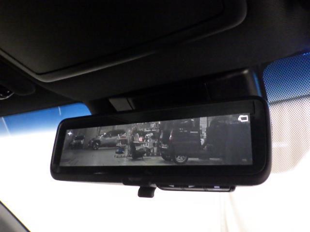 クラウンハイブリッド ＲＳアドバンス　Ｆｏｕｒ　革シート　４ＷＤ　フルセグ　メモリーナビ　ＤＶＤ再生　バックカメラ　衝突被害軽減システム　ＥＴＣ　ＬＥＤヘッドランプ（20枚目）