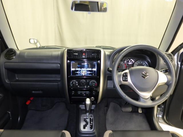 ジムニー ランドベンチャー　４ＷＤ　アルミホイール　寒冷地仕様　キーレスエントリー　エアバッグ　エアコン　パワーステアリング　パワーウィンドウ　ＣＤ　ＡＢＳ（7枚目）