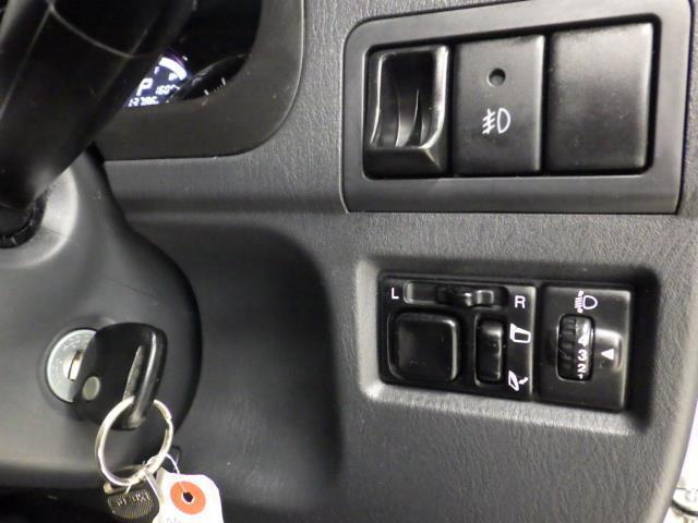 ジムニー ランドベンチャー　４ＷＤ　アルミホイール　寒冷地仕様　キーレスエントリー　エアバッグ　エアコン　パワーステアリング　パワーウィンドウ　ＣＤ　ＡＢＳ（13枚目）