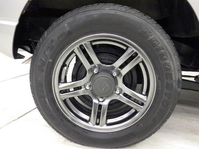 ジムニー ランドベンチャー　４ＷＤ　アルミホイール　寒冷地仕様　キーレスエントリー　エアバッグ　エアコン　パワーステアリング　パワーウィンドウ　ＣＤ　ＡＢＳ（22枚目）