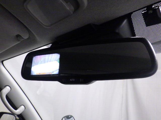 ハイエースバン DX 4WD メモリーナビ バックカメラ 衝突被害軽減システム ETC 乗車定員9人 3列シート ディーゼル 寒冷地仕様 衝突防止システム キーレスエントリー 横滑り防止装置 エアバッグ エアコン ABS(12枚目)