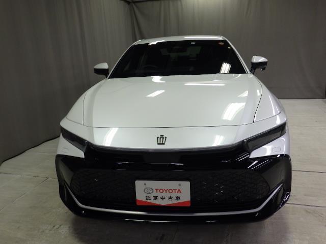 クラウンクロスオーバー ＲＳアドバンスド　革シート　４ＷＤ　メモリーナビ　バックカメラ　衝突被害軽減システム　ＥＴＣ　ＬＥＤヘッドランプ（6枚目）