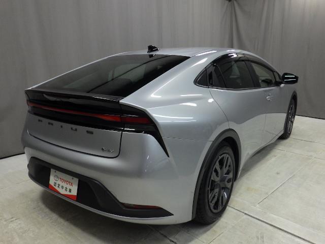 プリウス X 4WD メモリーナビ バックカメラ 衝突被害軽減システム ドラレコ LEDヘッドランプ 記録簿(4枚目)