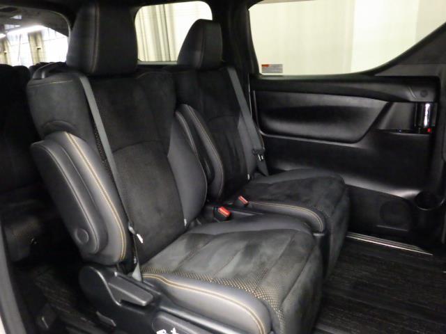 アルファード ２．５Ｓ　タイプゴールド　４ＷＤ　フルセグ　メモリーナビ　ＤＶＤ再生　後席モニター　バックカメラ　衝突被害軽減システム　ドラレコ　両側電動スライド　ＬＥＤヘッドランプ　乗車定員７人　３列シート　アイドリングストップ（26枚目）