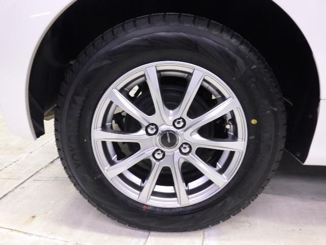 ヤリス Ｘ　４ＷＤ　メモリーナビ　バックカメラ　衝突被害軽減システム　ＥＴＣ（27枚目）