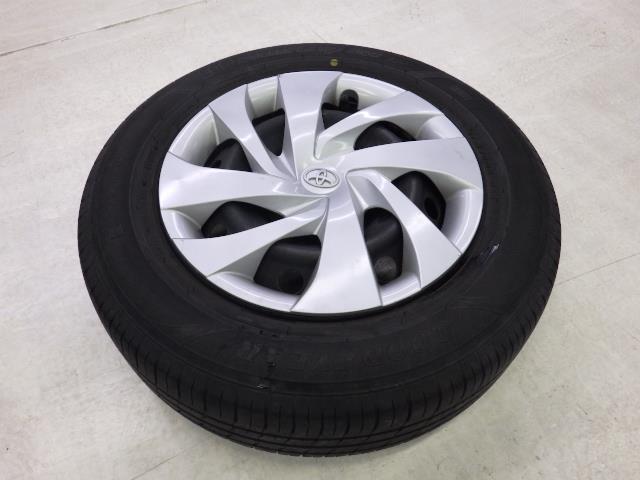 ヤリス Ｘ　４ＷＤ　メモリーナビ　バックカメラ　衝突被害軽減システム　ＥＴＣ（28枚目）