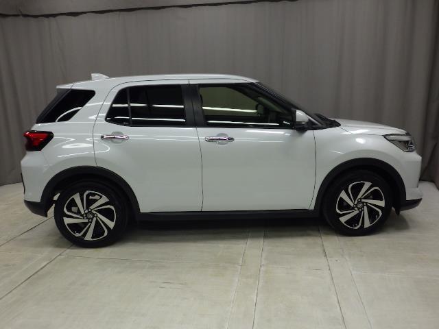 ライズ Ｚ　４ＷＤ　フルセグ　メモリーナビ　ＤＶＤ再生　バックカメラ　衝突被害軽減システム　ＥＴＣ　ドラレコ　ＬＥＤヘッドランプ　ワンオーナー　記録簿　アイドリングストップ（5枚目）