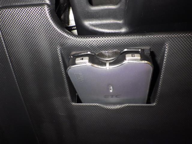 ライズ Ｚ　４ＷＤ　フルセグ　メモリーナビ　ＤＶＤ再生　バックカメラ　衝突被害軽減システム　ＥＴＣ　ドラレコ　ＬＥＤヘッドランプ　ワンオーナー　記録簿　アイドリングストップ（20枚目）